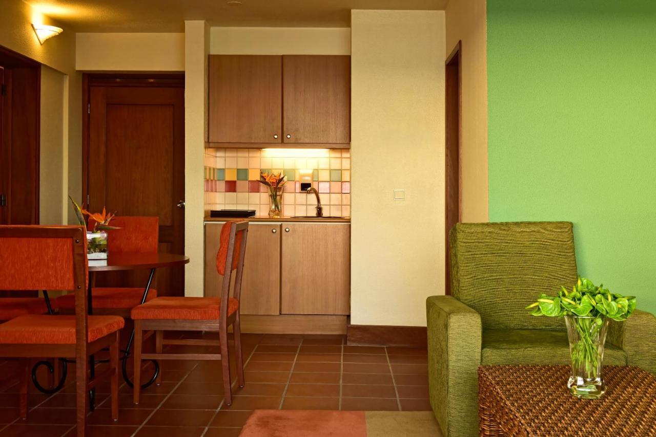 Pestana Ocean Bay Resort Фуншал Екстериор снимка