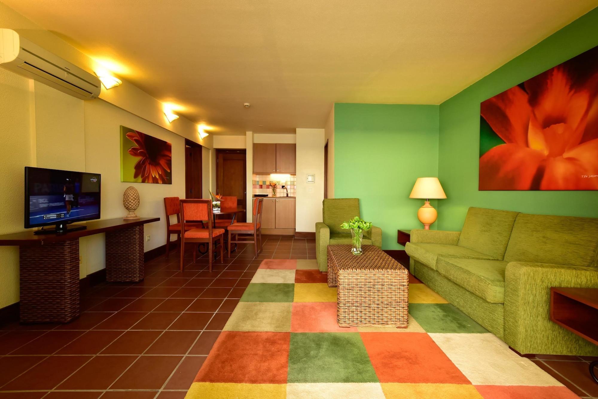 Pestana Ocean Bay Resort Фуншал Екстериор снимка