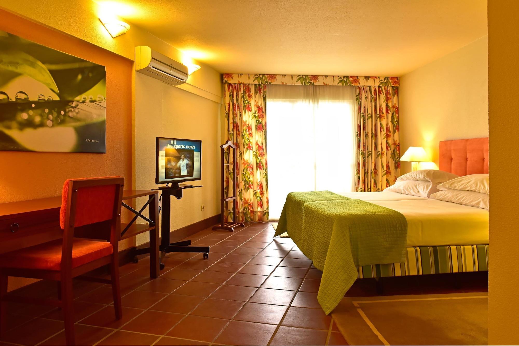 Pestana Ocean Bay Resort Фуншал Екстериор снимка