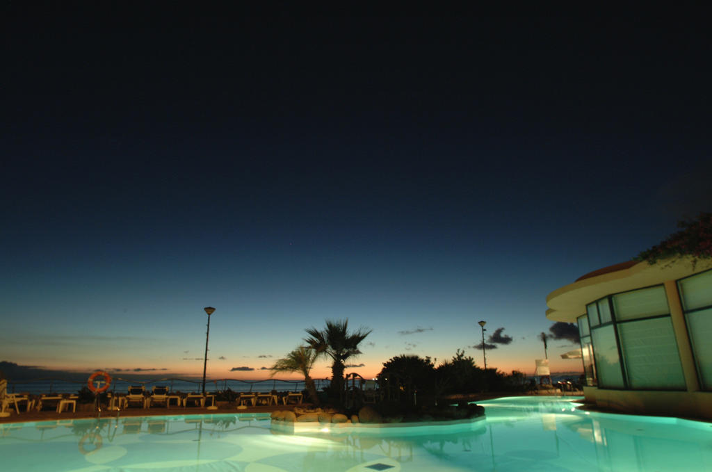 Pestana Ocean Bay Resort Фуншал Стая снимка